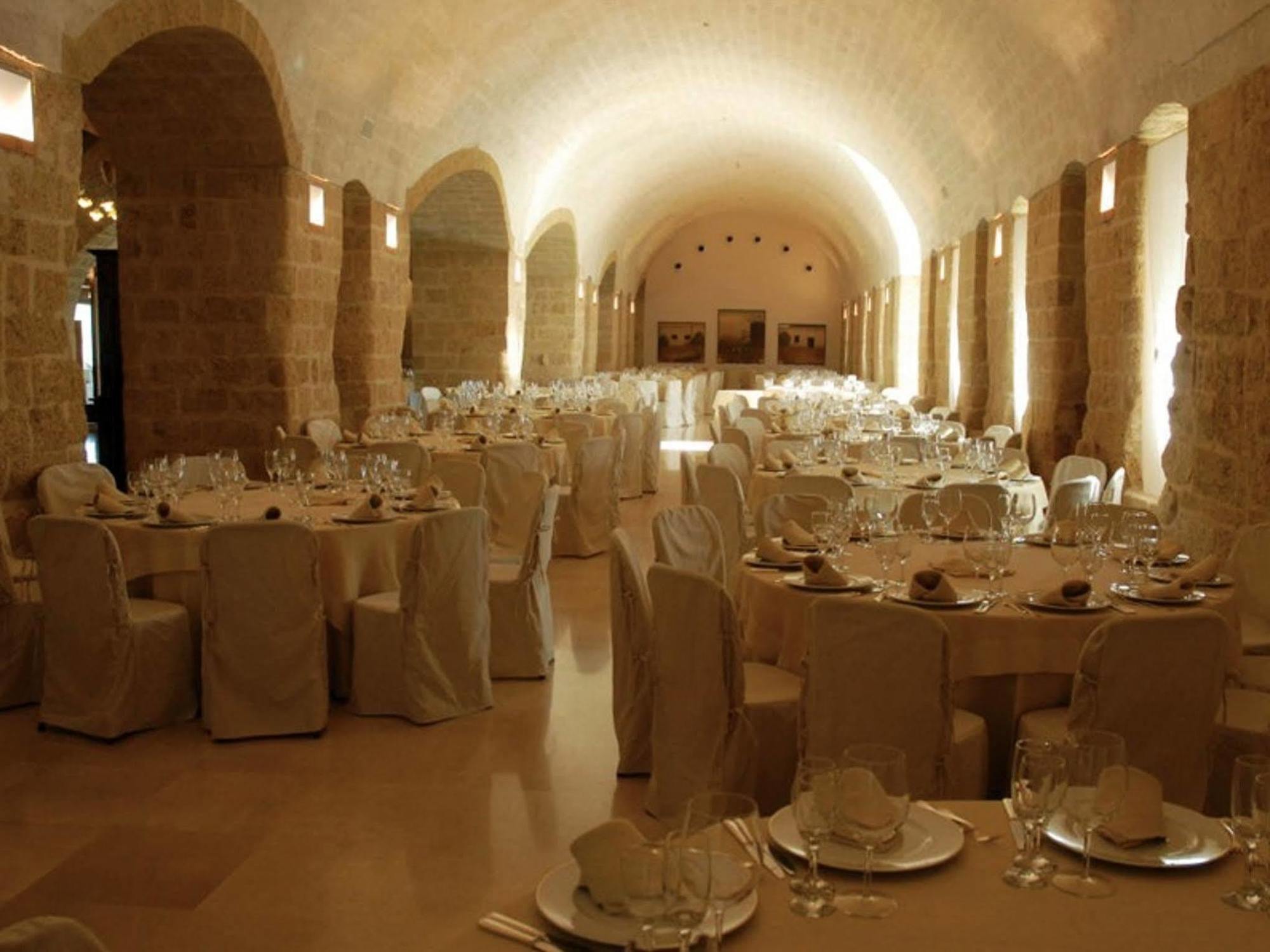 Relais Albergo I Luoghi Di Pitti Altamura Bagian luar foto